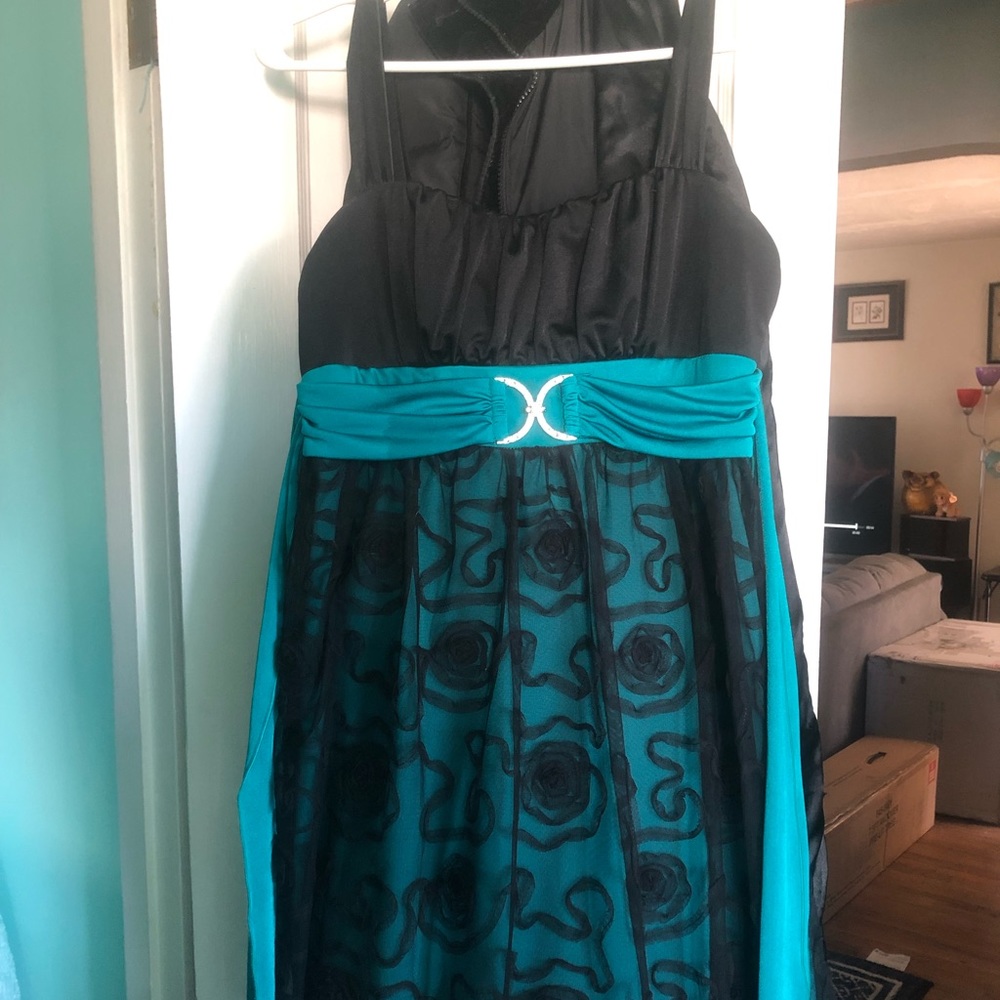 Short black and teal dress